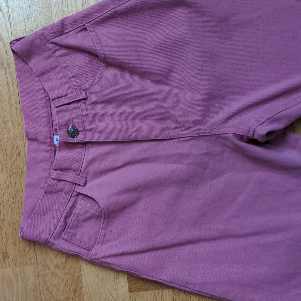 Pink high rise tapered jeans, small